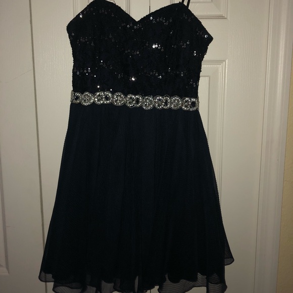 Semi-Formal Dresses Bundle Deal!!! - Picture 7 of 8